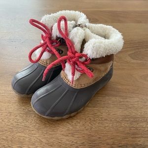 Sperry Kids rain boots with lining